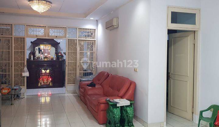 Rumah Besar Hadap Timur Laut Jual Cepat Di Duta Garden 2