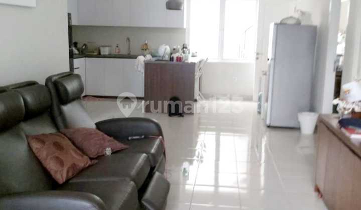 DIJUAL RUMAH MINIMLAIS FULL BANGUNAN HADAP TIMUR LAUT JUAM MURAH DI MAGNOLIA GADING SERPONG 2