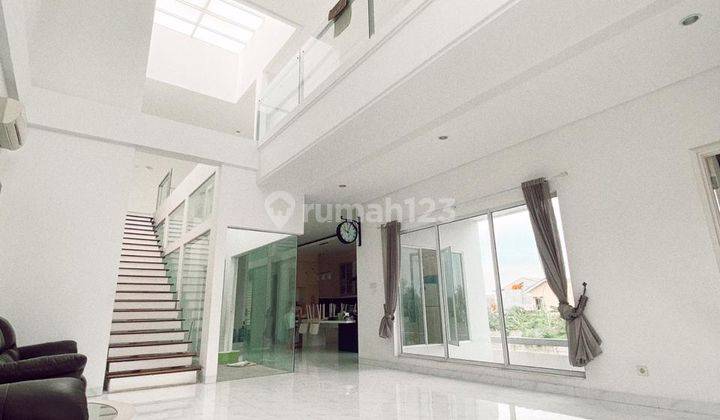 RUMAH HOOK BESAR MINIMALIS 3 LANTAI FULL RENOVASI HARGA TERMURAH DI PURI GARDENA 2