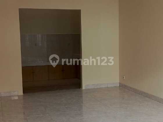 DISEWAKAN RUMAH MINIMALIS SIAP HUNI HADAP UTARA HARGA TERMRUAH DI CITRA GARDEN 2