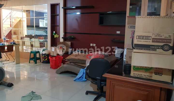 Dijual Rumah Cantik Blok Terbaik Sudah Hak Milik di Taman Palem Lestari 2