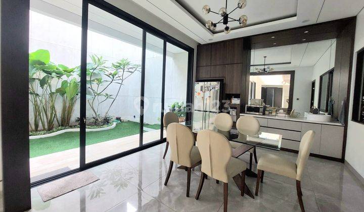 Rumah Besar Modern Minimalis Hadap Selatan Jarang Ada Di Sutera Buana 2