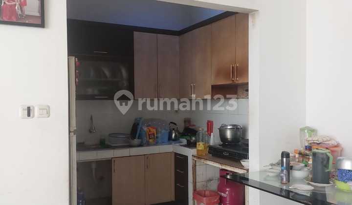DIJUAL RUMAH BAGUS DAN TERAWAT HADAP BARAT HARGA MURAH DI GADING SERPONG 2