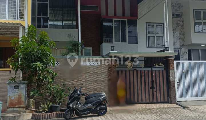 DIJUAL RUMAH MINIMALIS 3 LANTAI HADAP BARAT LAUT DI CITY RESORT CENGKARENG