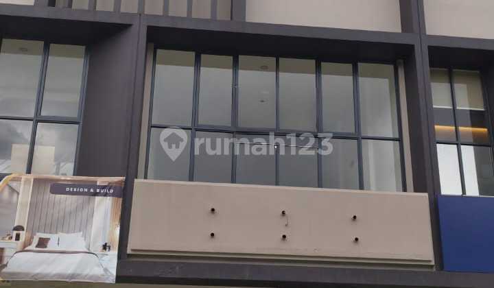 Disewa Ruko 3 Lantai Lokasi Komersil Harga Termurah di BSD Ec
