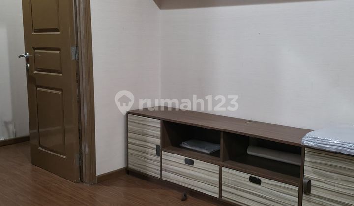 DIJUAL APARTEMENT HOOK FURNISH LANTAI RENDAH VIEW POOL HARGA MURAH DI CITY RESORT 2