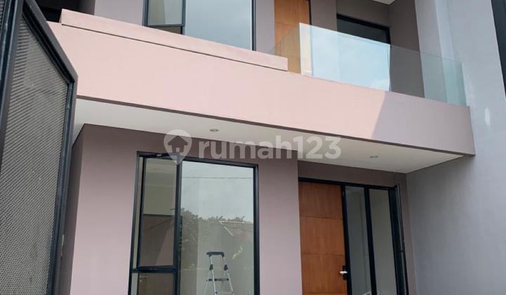 Dijualjual Rumah Baru Minimalis Hadap Timur Jalan Lebar di Kalideres Permai Dijualjual Rumah Baru Minimalis Hadap Timur Jalan Lebar di Kalideres Permai