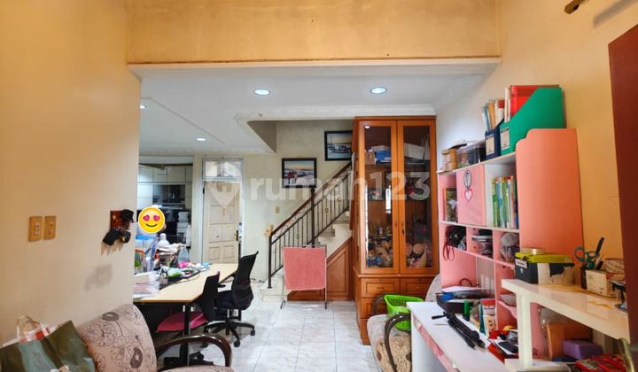 Dijual Rumah Bagus Hadap Utara Jarang Ada Jual Cepat di Citra Garden 2 Extension