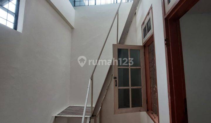 RUMAH BAGUS SIAP HUNI JALAN LEBAR UNIT LANGKA DI TAMAN SURYA 3 2