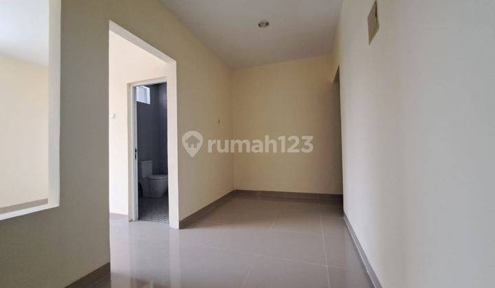 Rumah Full Renovasi Hadap Barat Daya Lokasi Bagus Di Gading Serpong 2