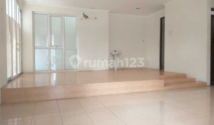 FOR SALE MINIMALIST HOUSE READY TO OCCUPY GOOD LOCATION IN GREENCOURT CENGKARENG 2