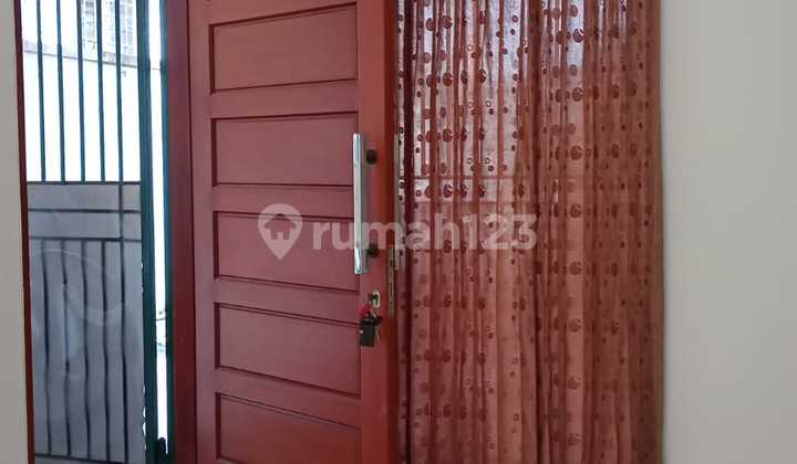 Dijual Rumah Minimalis Hadap Timur Laut Harga Termurah di Premier Paviliun Kalideres 2