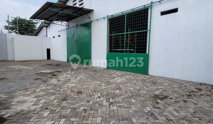 Gudang siap pakai Raya Tanjungsari, Surabaya