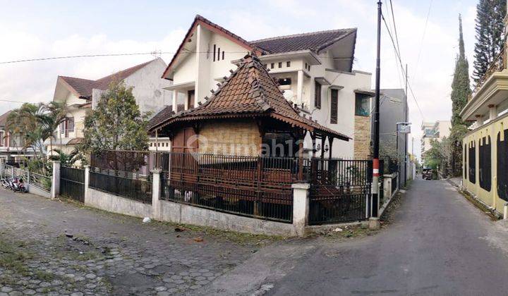 HOMESTAY + RUMAH JL. ABDUL GANI, BATU 1