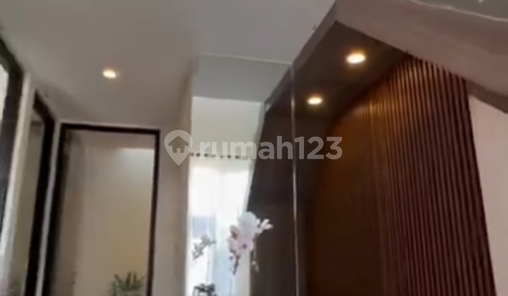 Rumah Baru Minimalis Dekat Upn Banyak Promonya