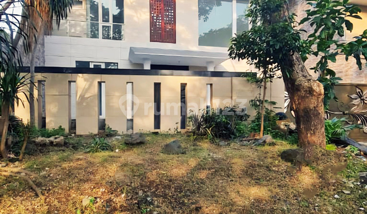 SEWA RUMAH RAYA EASTWOOD 1