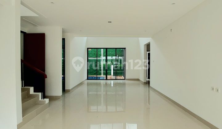 Rumah Dijual Di Mertilang Bintaro, Sektor 9 Bintaro Jaya, Brand New Private Pool 2