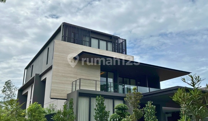 FOR SALE - Super Luxurious Botanic Villa House, Navapark District, BSD City, Pagedangan, Tangerang 2