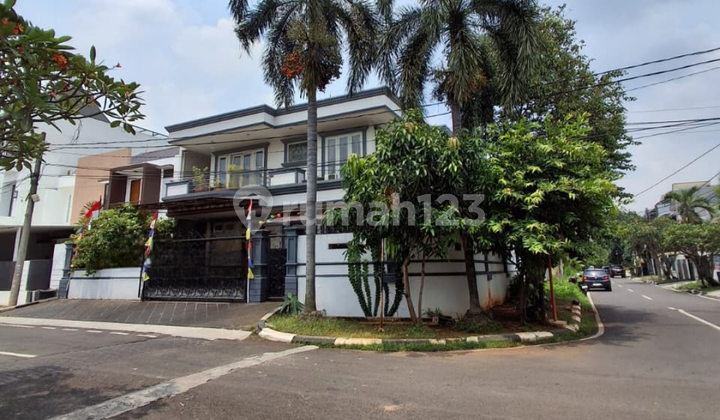 DIJUAL - Rumah Hook di Pondok Indah, Jakarta Selatan