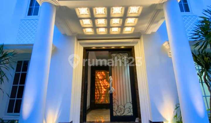 For Sale Luxury House in Pondok Indah, South Jakarta, American Classic Style, Swimming Pool 2