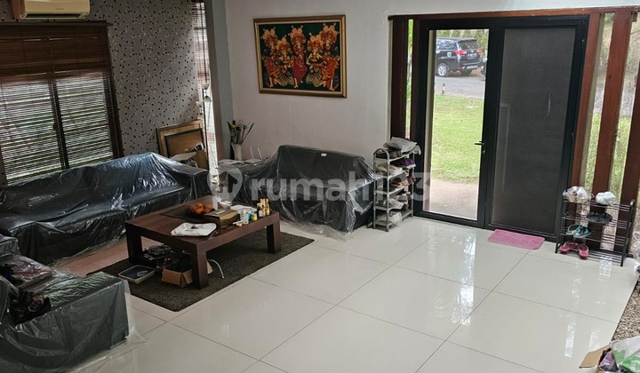 For Sale Grand Canyon The Green BSD House, Luxurious with Swimming Pool 2