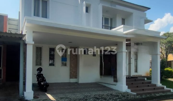 Dijual Rumah di The Icon BSD City 2