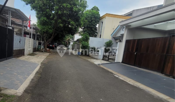 FOR SALE - Brand New Hook House in Kencana Loka BSD, Serpong, South Tangerang 2