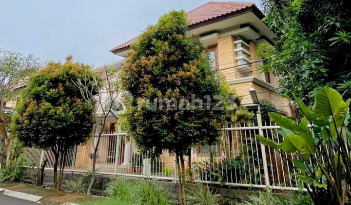 DIJUAL - Rumah Hook Furnished di Sektor 1 Bintaro, Jakarta Selatan 2