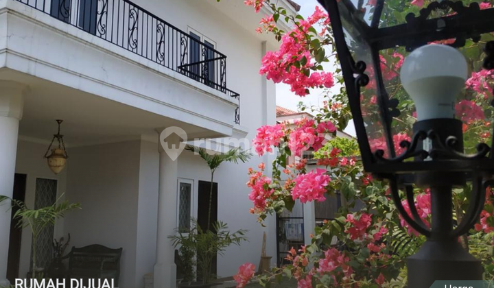 FOR SALE - Hook House in Pondok Jagung, North Serpong, South Tangerang