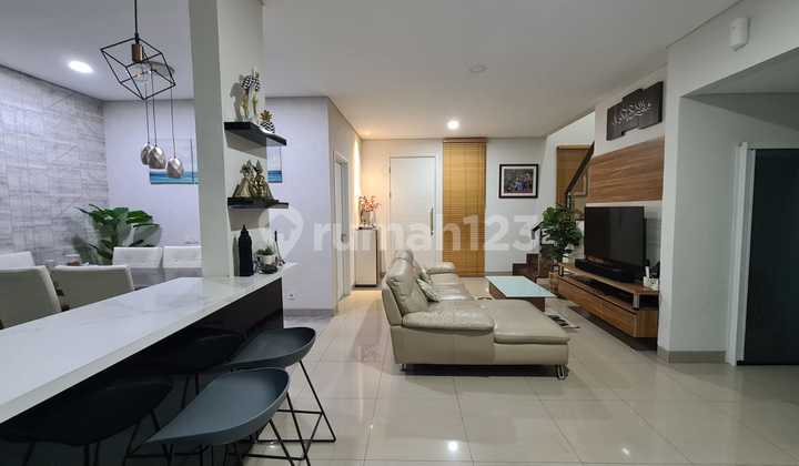 For Sale The Savia BSD 2-Story Semi-Furnished House For Sale The Savia BSD 2-Story Semi-Furnished House