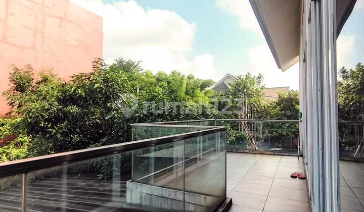 Sell Fast Cheap Corner House Large Land Already Renovated Taman Permata Millenium Lippo Karawaci Sell Fast Cheap Corner House Large Land Already Renovated Taman Permata Millenium Lippo Karawaci