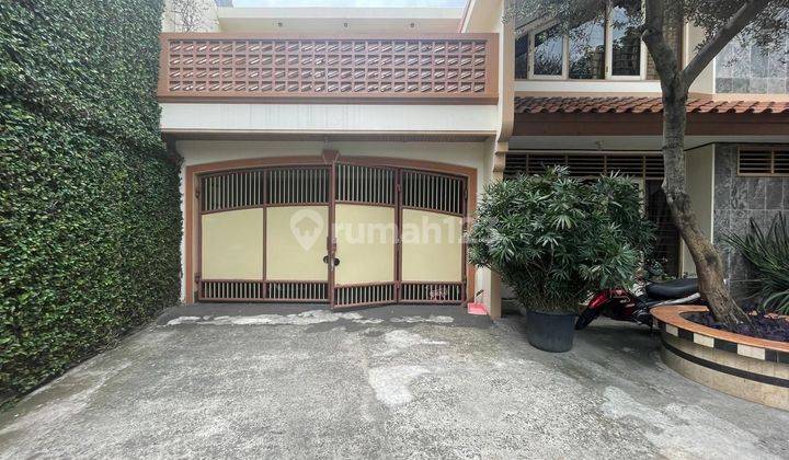 Jual Rumah Huuk Dan Asri Pinggir Jalan Dekat Perumahan Taman Mutiara Prima Dan Tosiga ( Tomang City Garden ) Kemanggisan Kebon Jeruk Jakbar
 2