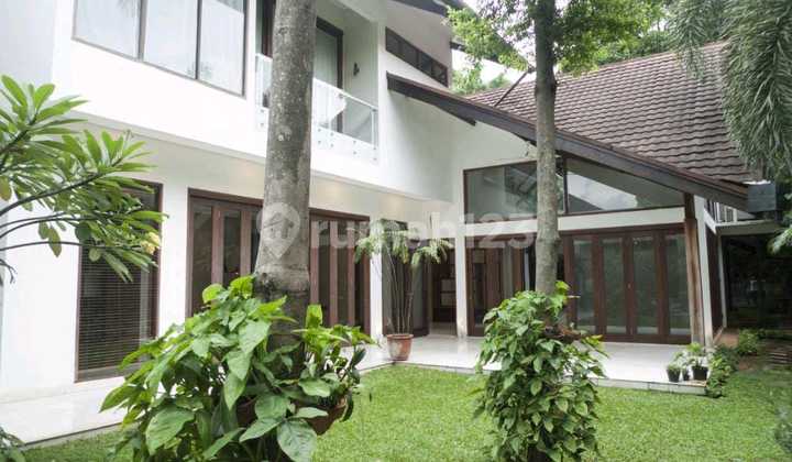 Dijual Cepat Rumah Bagus Siap Huni Swimming Pool Jl Benda Kemang Jaksel Dijual Cepat Rumah Bagus Siap Huni Swimming Pool Jl Benda Kemang Jaksel