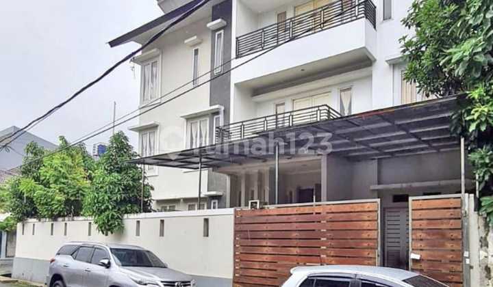 Jual Cepat Murah Rumah Mewah Hoek Dalam Komplek Jual Cepat Murah Rumah Mewah Hoek Dalam Komplek