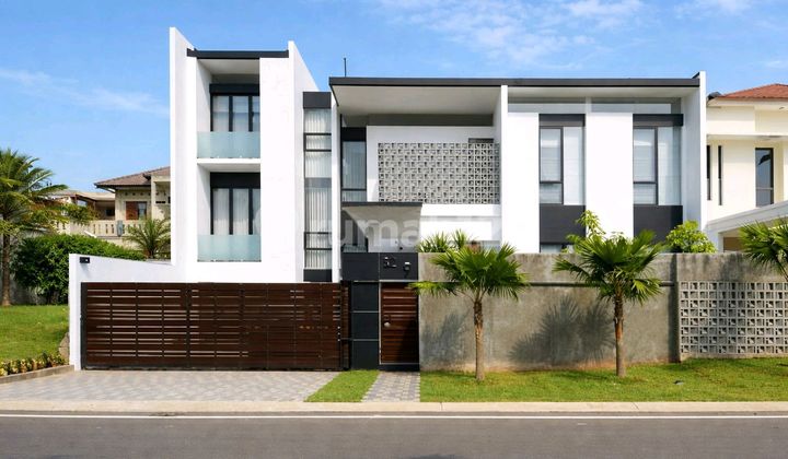 Quick Sale Luxury House Self-Built Swimming Pool Furnished Boulevard Kota Wisata Cibubur 1