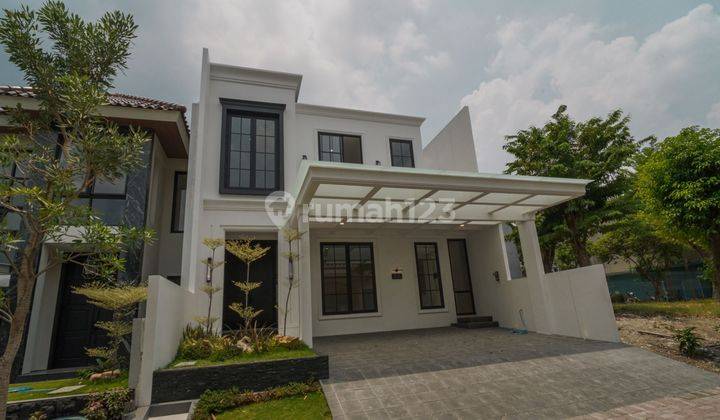 Rumah Baru American Classic Modern Citraland Surabaya Royal Park 2