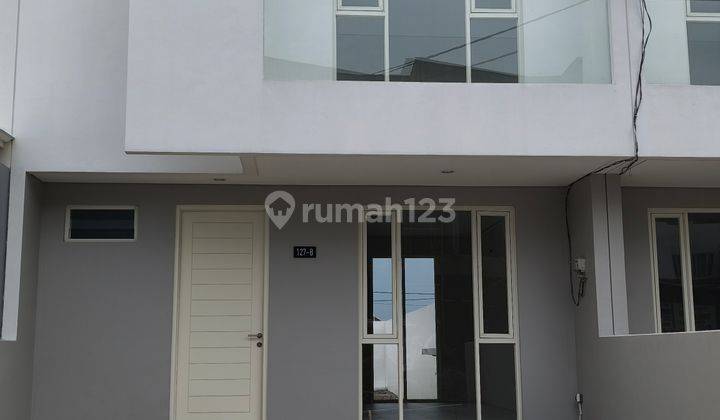 Rumah Baru Kawasan Elite Surabaya Barat Harga Murah Dekat Pakuwon 1