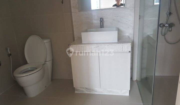 Residence 8 Senopati 2 Bedroom Luas 133 Furnished Lantai Tengah  4