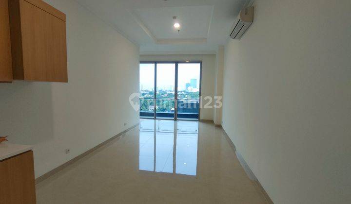 Residence 8 type 1 Bedroom luas 76m ceiling tinggi harga nego