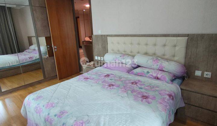 Residence 8 Senopati Type 2 Bedroom Unit Corner Furnished Nego  2