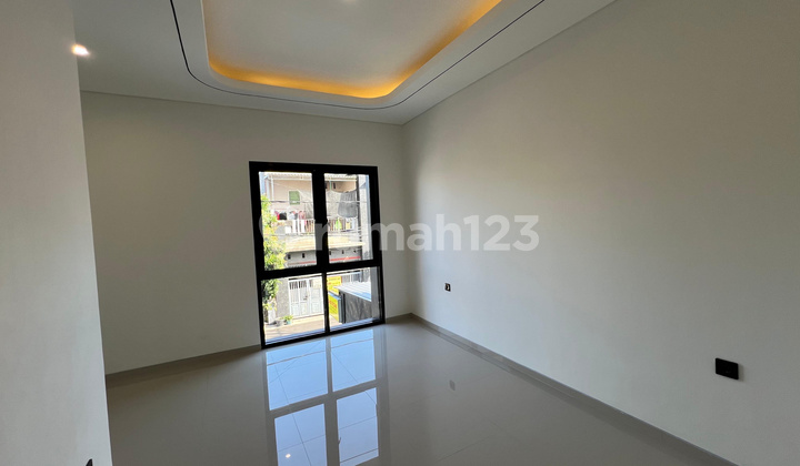 rumah baru di manukan dekat PTC Gwalk pusat kota tunjungan rumah baru di manukan dekat PTC Gwalk pusat kota tunjungan