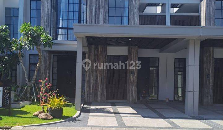 Rumah Surabaya Pakuwon Indah Lebar 10m Panjang 25m Siap Huni 1