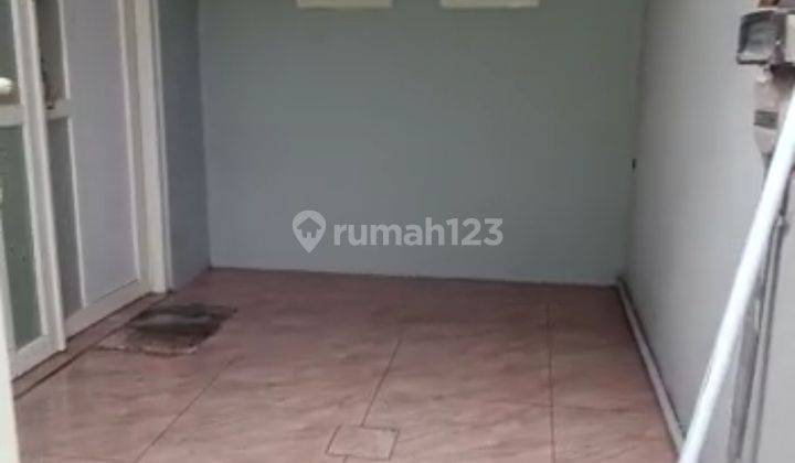 Dijual Rumah Sambiarum Manukan 1,5 Lantai Siap Huni 2