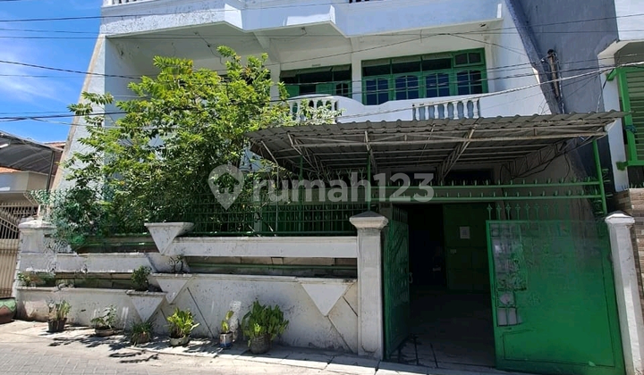 For Sale: Bronggalan Tambaksari Surabaya House: 13 Rooms Furnished For Sale: Bronggalan Tambaksari Surabaya House: 13 Rooms Furnished