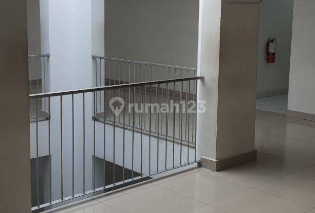 Apartemen AEROPOLIS 2 BR Furnished Bagus 10