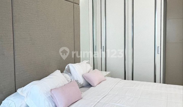 La Riz Mansion Akses Langsung ke Pakuwon Mall, Mewah Siap Huni La Riz Mansion Akses Langsung ke Pakuwon Mall, Mewah Siap Huni