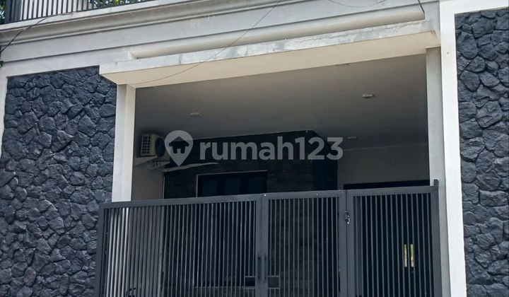 Rumah Jemur Andayani Minimalis, Siap Huni, Kitchen Set 1
