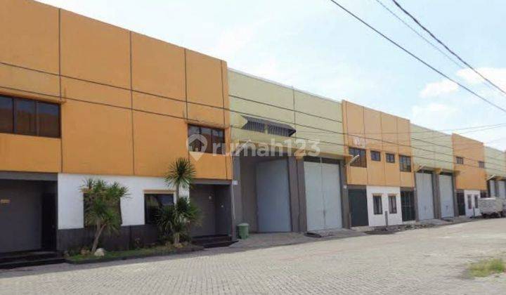 Gudang Di Pergudangan Taman Tritan Sidoarjo Strategis 1