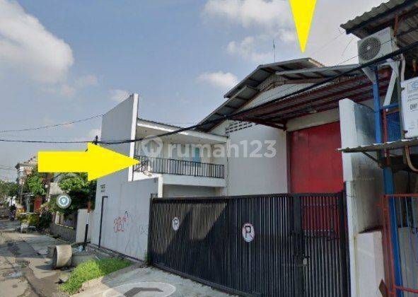 Gudang Dukuh Kupang Jalan lebar, Bisa Truk Besar 1