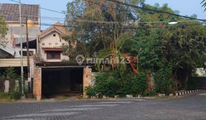 Rumah Hitung Tanah Mulyosari Hook, Row Jalan 3 Mobil 1